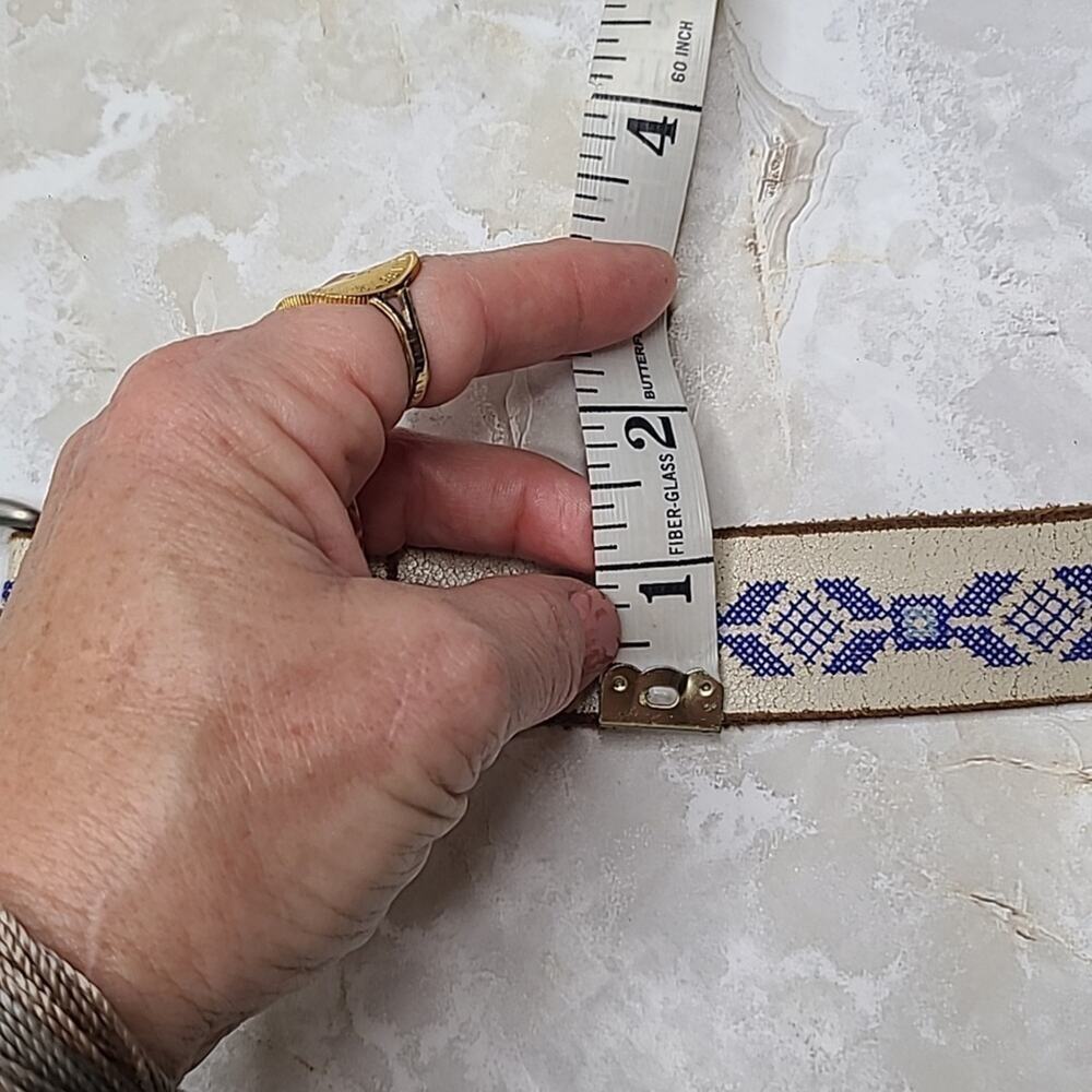Unique cross stitch leather belt - Picture 7 of 7